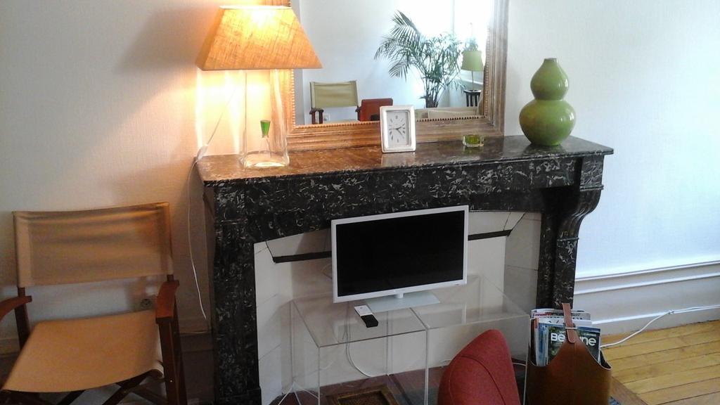 Beaune City Suite Room photo